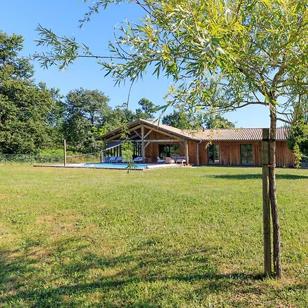 Maison Bois Proche De L'atlantique Hébergement de vacances *